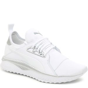 White and silver Puma Sneakers